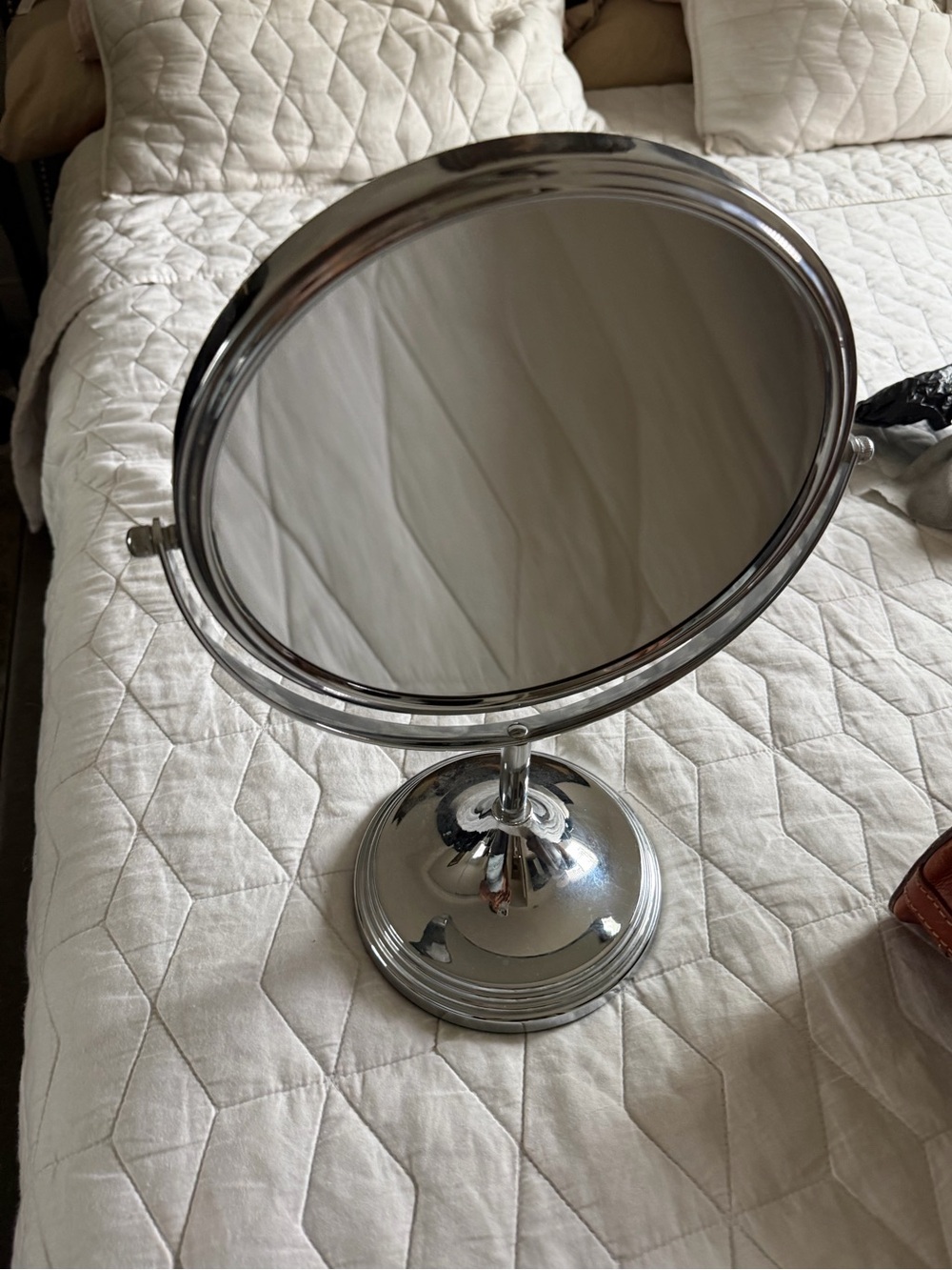Bino Vanity Mirror